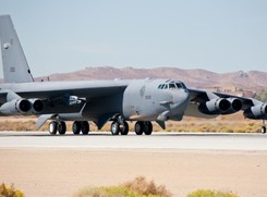 'Wiarygodne zagrożenie ze strony Iranu'. Bombowce amerykańskie w pogotowiu