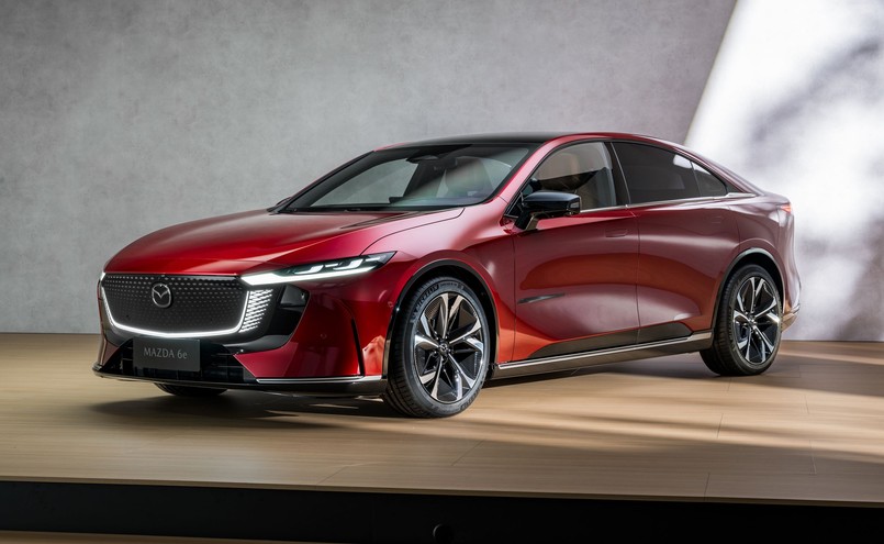 Nowa Mazda 6e