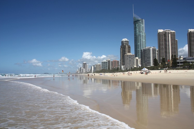 Surfers Paradise - jak sama nazwa wskazuje jest to australijska miejscowość idealna dla surferów.