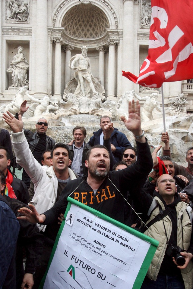 WŁOCHY ALITALIA PRACOWNICY PROTEST