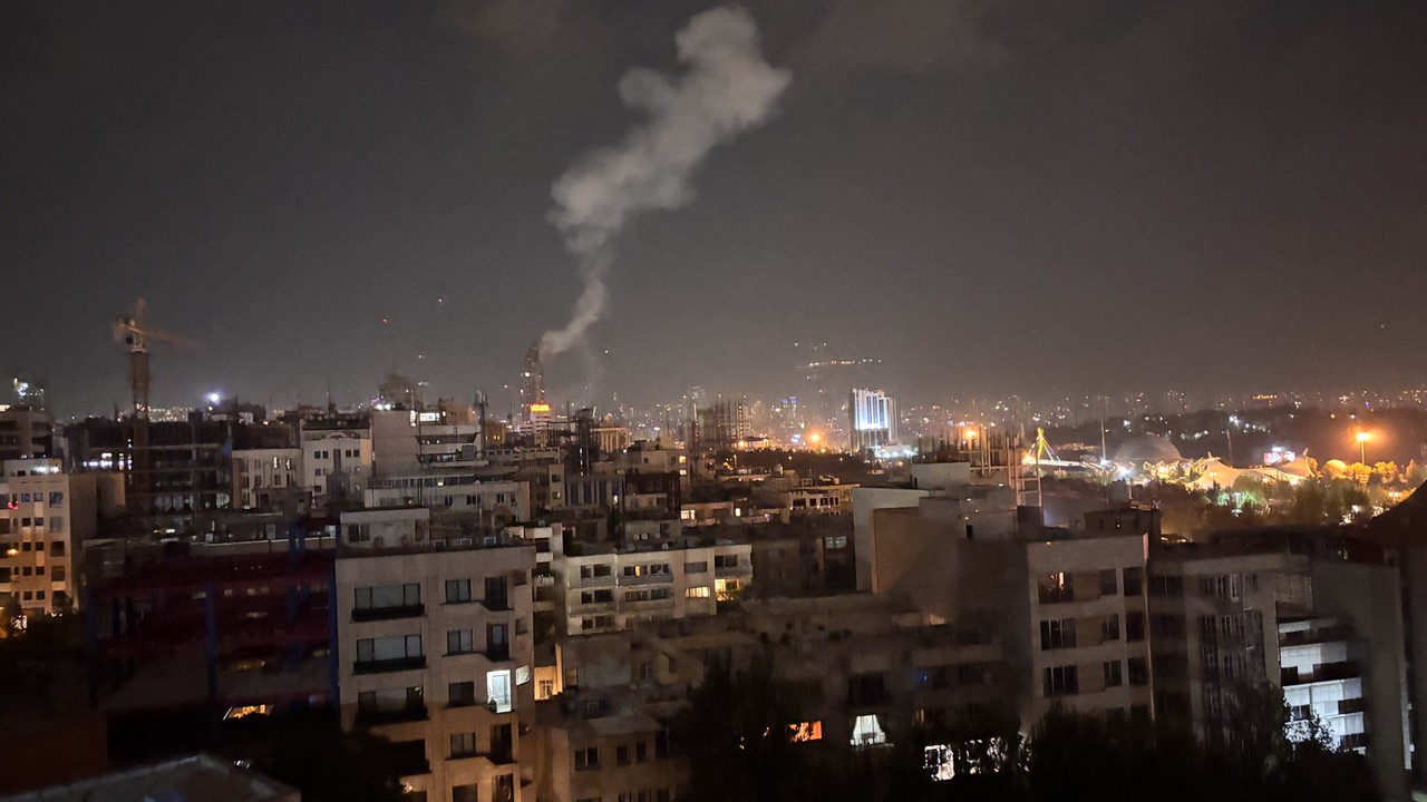 "Izrael poinformował nas, iż uważa tę akcję za konieczną". Zdecydowana, choć pozbawiona entuzjazmu reakcja USA po ataku na Iran