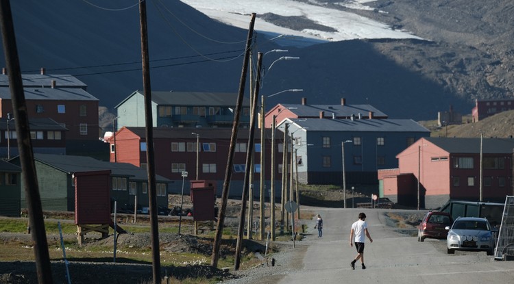  Longyearbyen: A város, ahol tilos meghalni