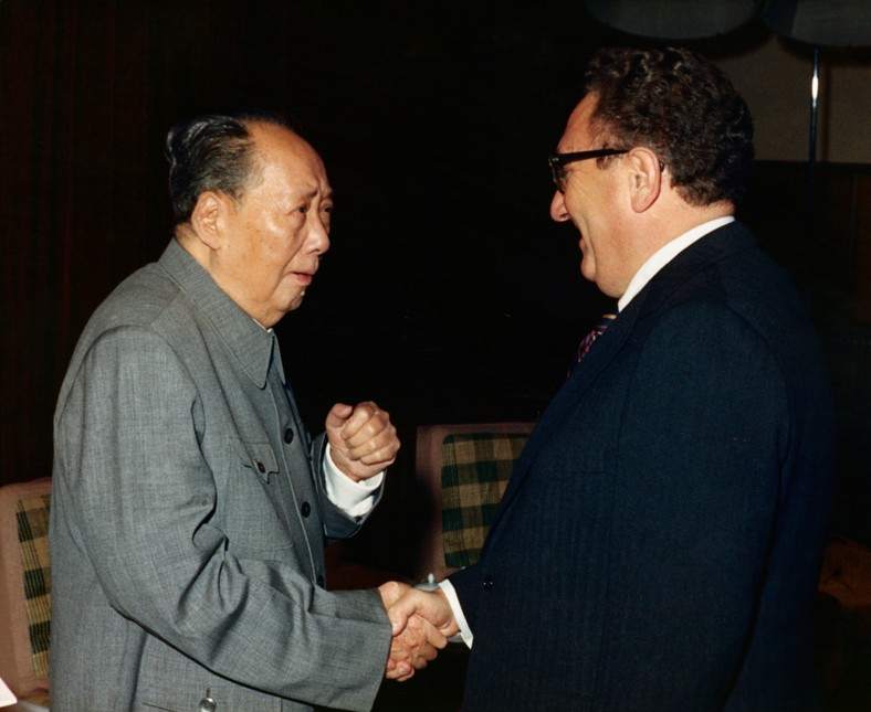 Przywódca Chin Mao Zedong i sekretarz stanu USA Henry Kissinger, październik 1975 r. 