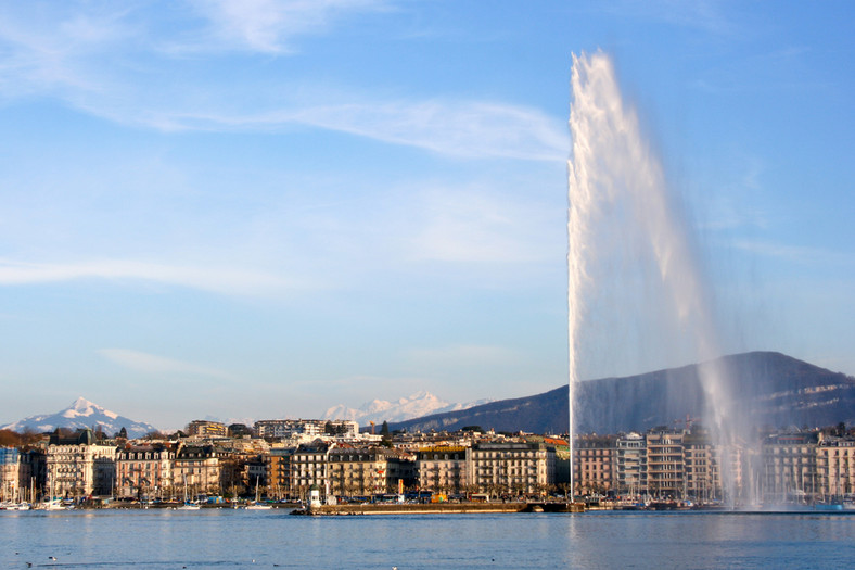 Jet de Genève, najwyższa fontanna w Europie, Genewa, fot. Lammy