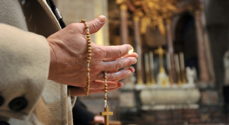 Gunmen abduct two Catholic priests