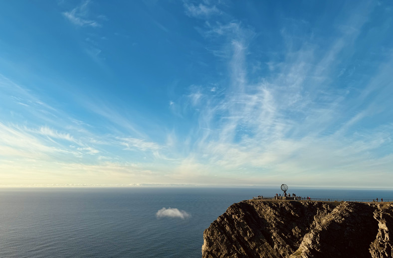 Nordkapp leży na bardzo stromym klifie