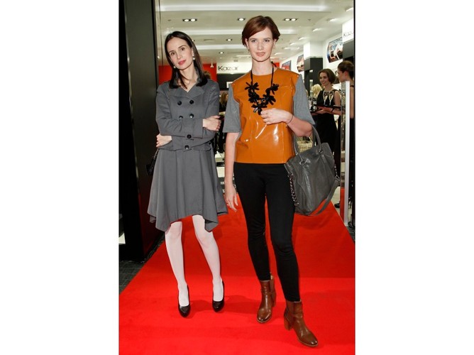 Viola Kołakowska i Karolina Malinowska