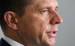 Petru chciał udowodnić, że na zakazie handlu w Polsce zyskują Niemcy. Pojechał do Locknitz, a tam... zamknięte