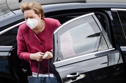 Angela Merkel zaszczepiona. "Cieszę się, że otrzymałam pierwszą dawkę AstraZeneki"