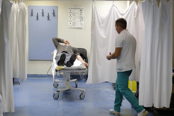 "SVE DOLAZI NA NAPLATU" Doktor sa VMA upozorio na trend koji ih ZABRINJAVA: Sve više mladih u Srbiji se javlja sa opasnim tegobama, mozak ne može da izdrži