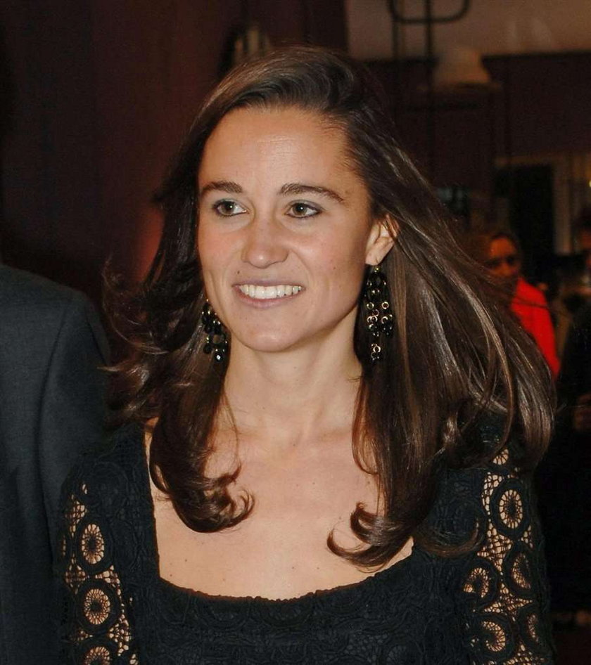 Kate i Pippa kłócą się o bóle miesiączkowe. Jak to?