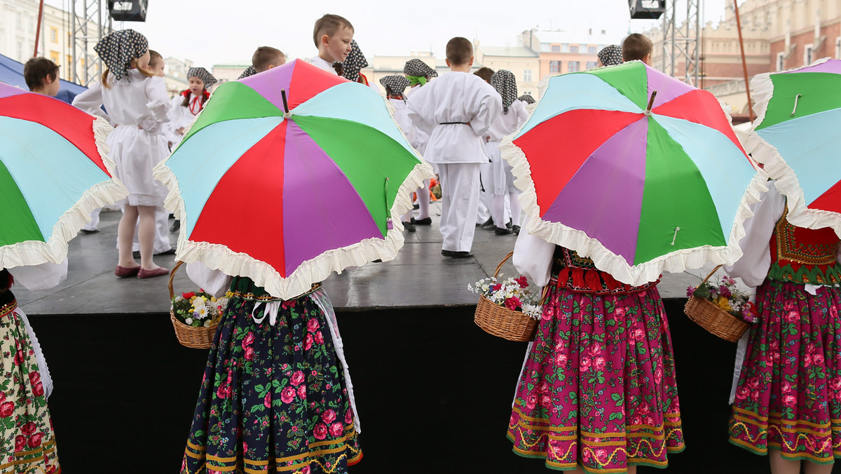 KRAKÓW TARGI WIELKANOCNE OTWARCIE (jarmark świąteczny)