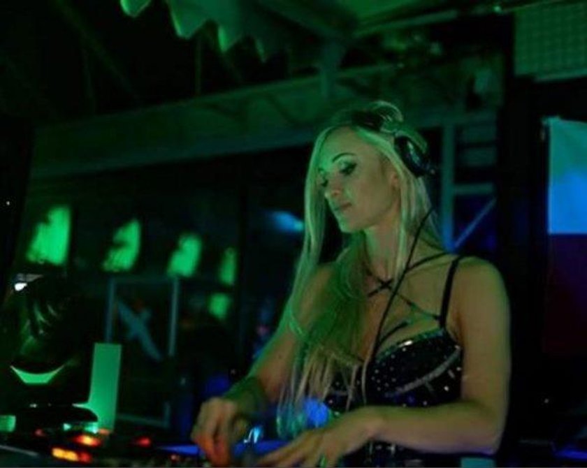 DJ Hot Lady