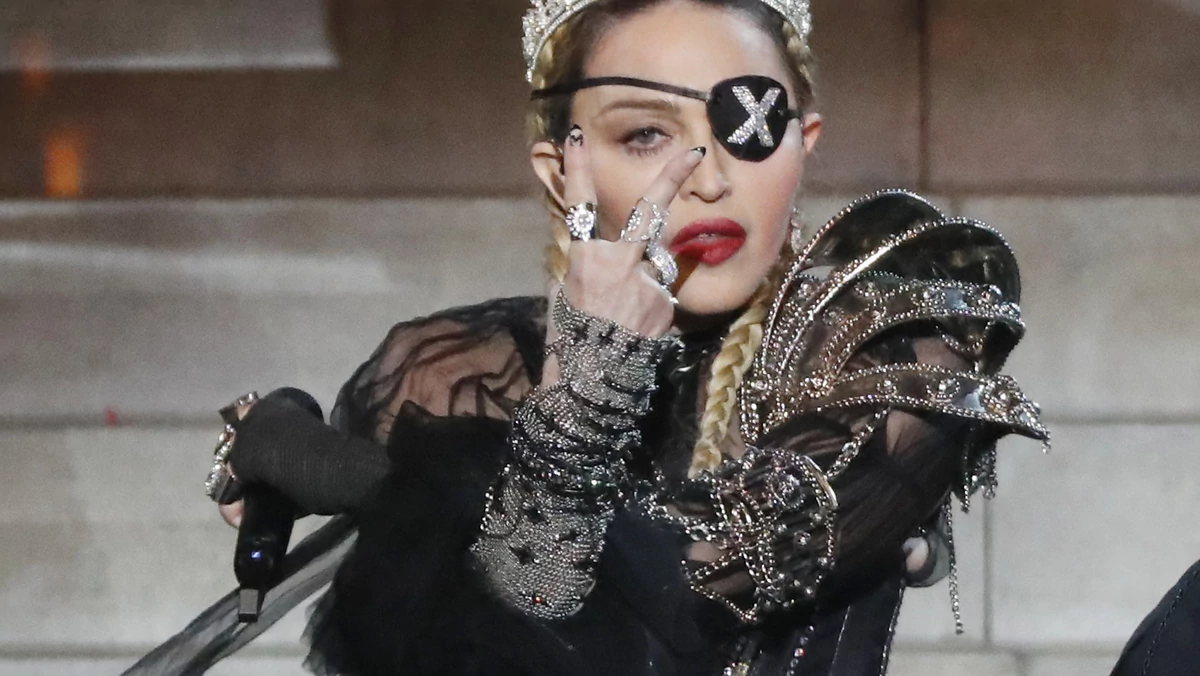 Madonna przygotowuje się do premiery swojej najnowszej płyty "Madame X". W rozmowie z dziennikiem "The New York Times" przyznała, że Harvey Weinstein przekroczył wszelkie granice, kiedy pracowali nad filmem "W łóżku z Madonną".