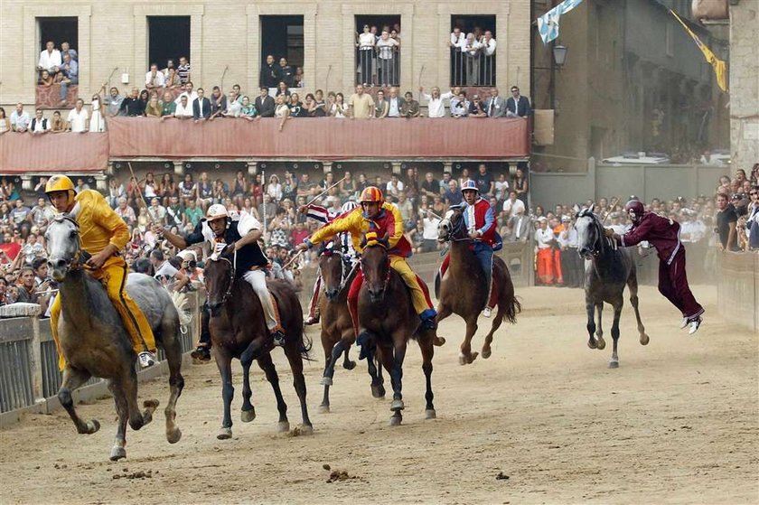 Tradycyjna gonitwa Palio Race we Włoszech