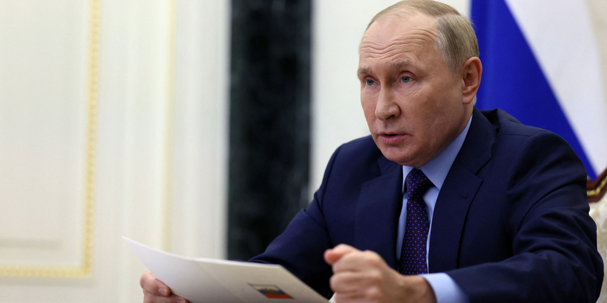 Kłopoty Putina na froncie wewnętrznym. Co zrobili radni w Petersburgu i Moskwie?