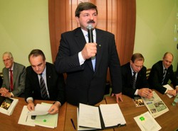 PSL krytykuje Tuska za dymisję ministra