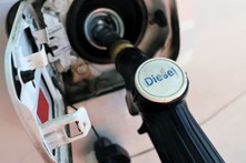 Diesle coraz mniej popularne. W listopadzie w Polsce zarejestrowano więcej elektryków niż diesli