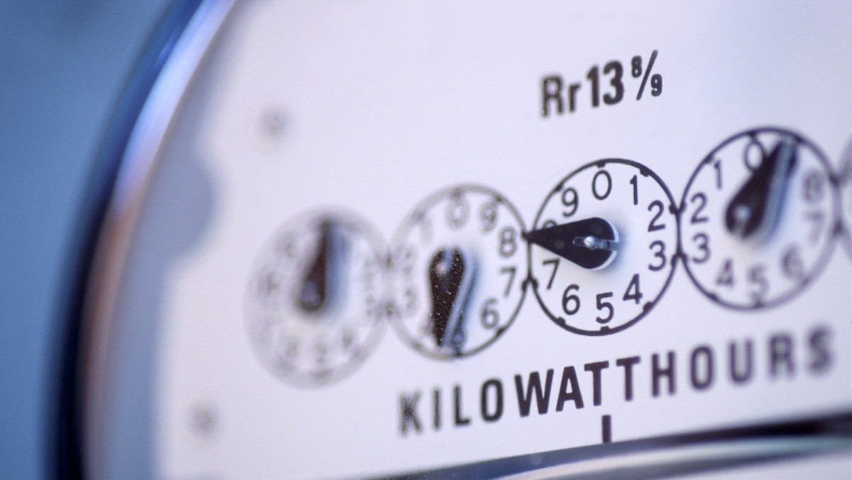 W ramach nowego pakietu klimatycznego UE na lata 2020-2030 utrzymaliśmy darmowe uprawnienia do emisji w elektroenergetyce i dzięki temu zyskaliśmy mechanizm, który pozwoli ograniczyć wzrost cen energii - mówi PAP wiceminister środowiska Marcin Korolec.