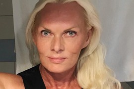 Eva je najzgodnija baka na svetu
