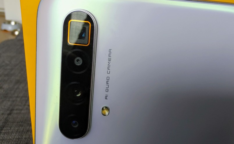 realme X3 SuperZoom