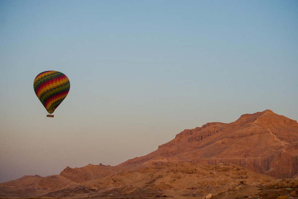 Balon nad Luksorem