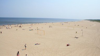 Na plażę z ulubioną lekturą - ruszają biblioteki na piasku