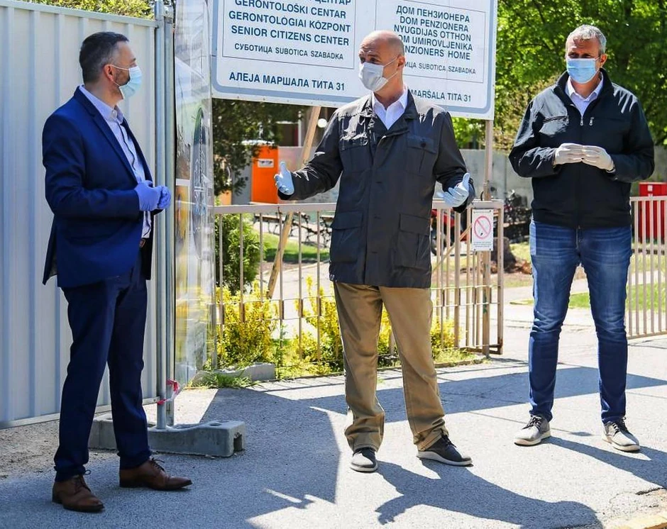 Predrag Vuletić, pokrajinski sekretar za socijalnu politiku i dr Nenad Ivanišević