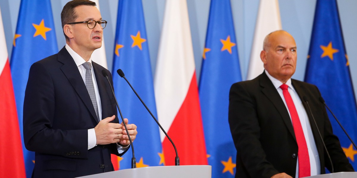 Premier Mateusz Morawiecki i minister finansów Tadeusz Kościński