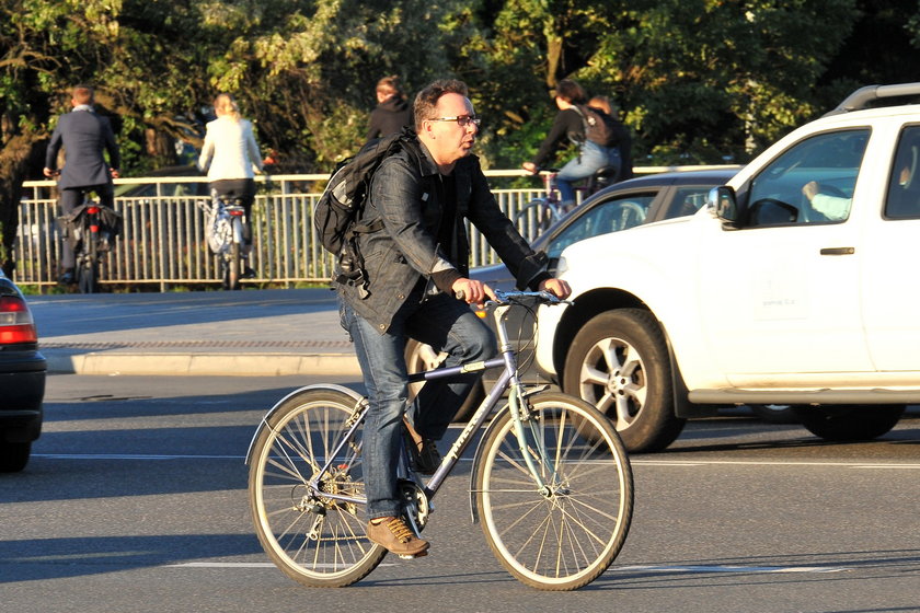 Zbigniew Zamachowski na rowerze