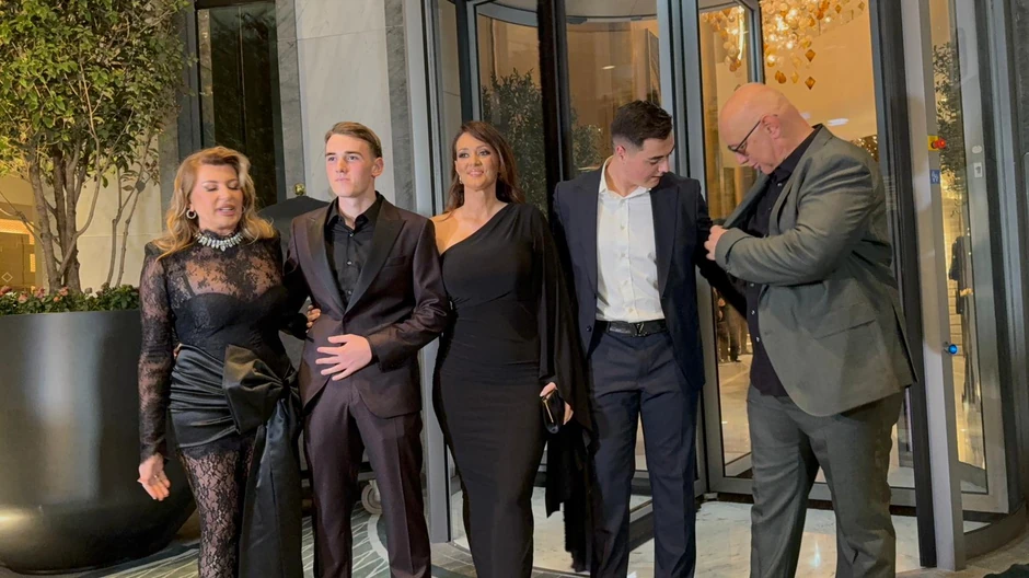 Jelena, Tašketova ćerka