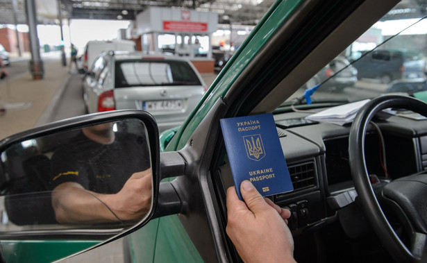 Słobodian przekazał też, że prawa wjazdu do krajów unijnych odmówiono od niedzieli sześciu Ukraińcom.