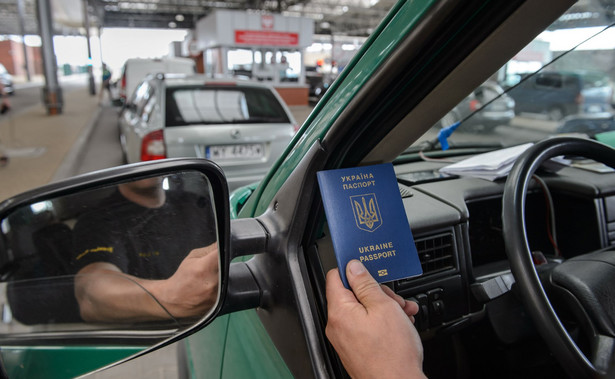 Ekspert z SGH dodał, że bodźcem do migracji jest dla Ukraińców kryzys ekonomiczny w ich kraju, wysokie bezrobocie, co powoduje, że wynagrodzenia tam nie rosną.