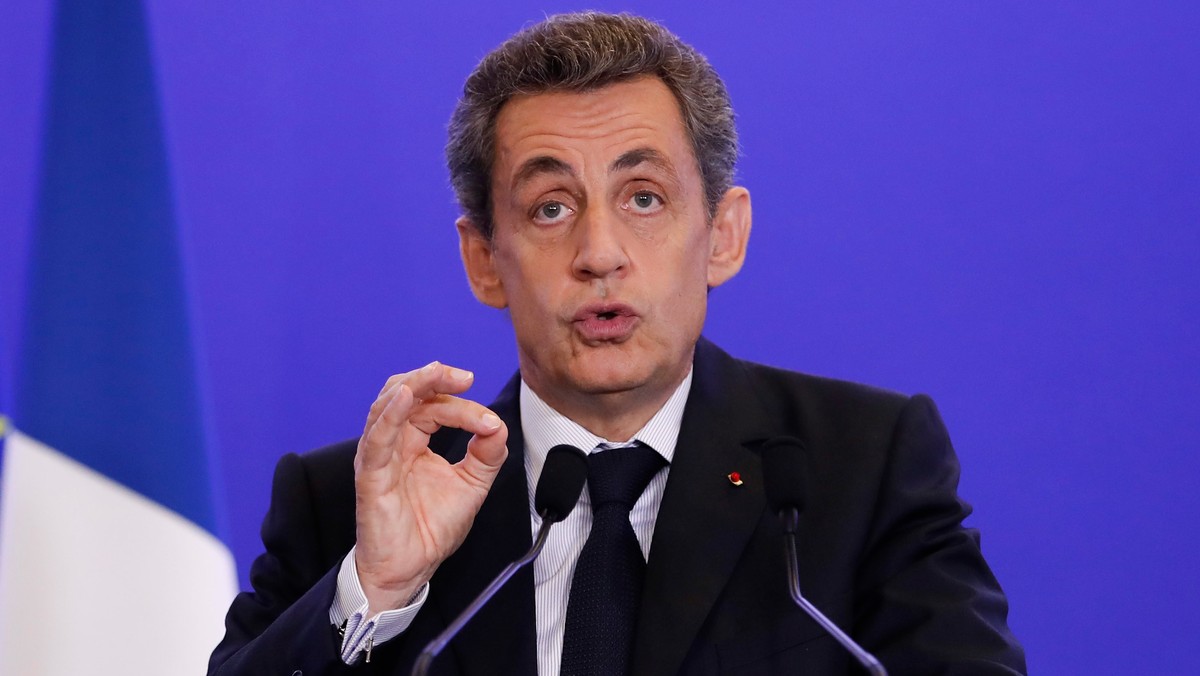 Były prezydent Francji Nicolas Sarkozy po zwycięstwie Brexitu w brytyjskim referendum wezwał do wypracowania nowego traktatu europejskiego, który wprowadziłby wzmocnienie kontroli granicznych i zastopował proces powiększania Unii Europejskiej.