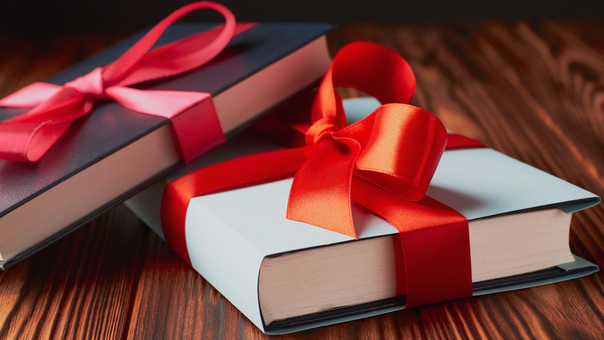 10 książek idealnych na prezent świąteczny