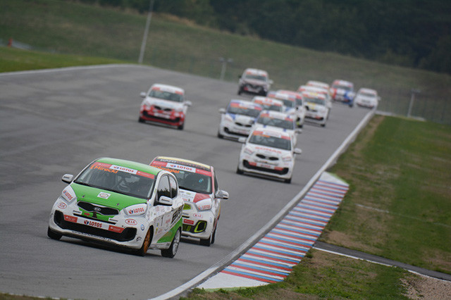 Bartłomiej Mirecki drugi raz z rzędu Mistrzem Polski Kia Lotos Race