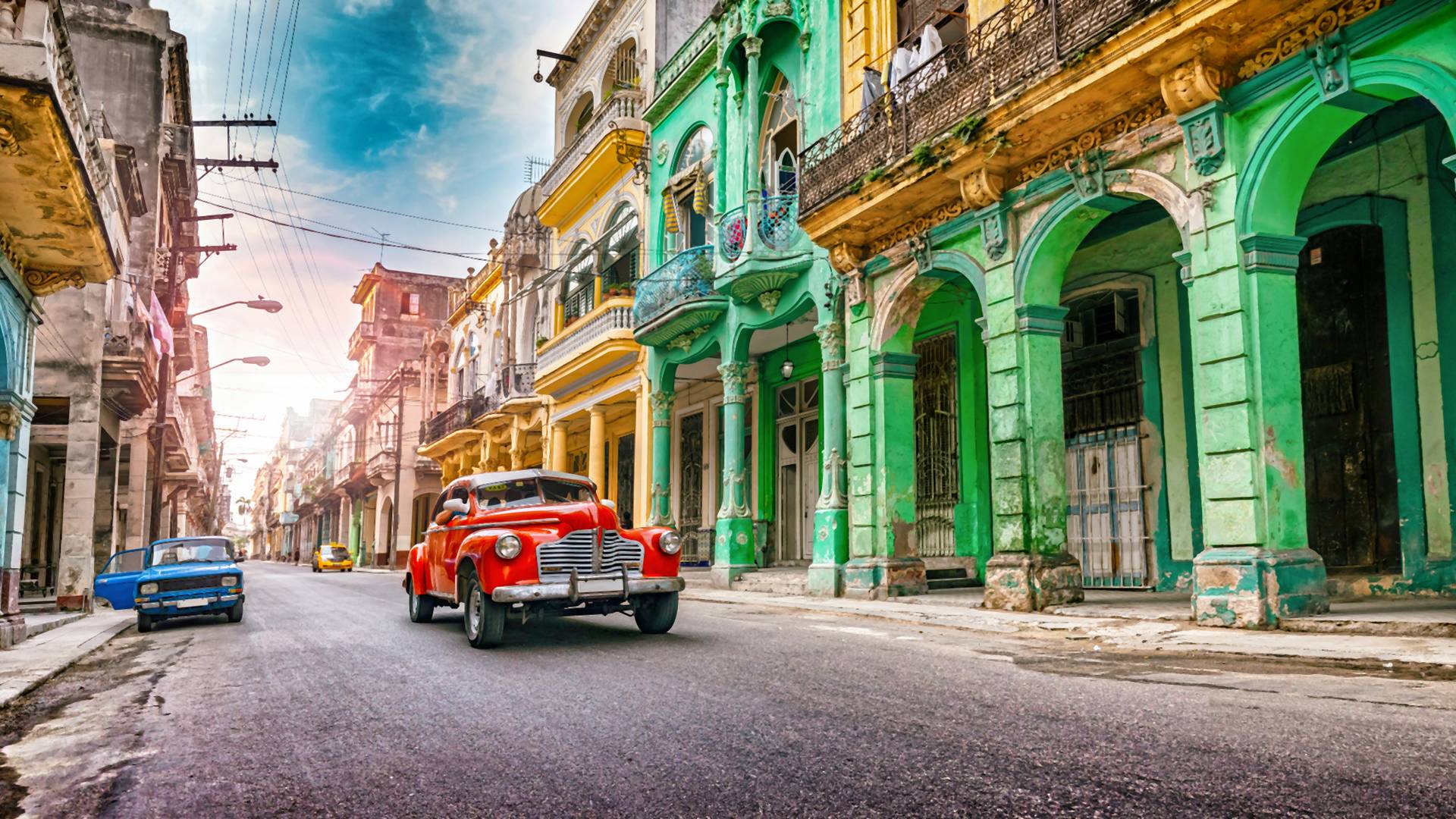 Kuba jak ze starych filmów - zimowe ferie to najlepszy czas dla portfela, aby odkryć jej uroki