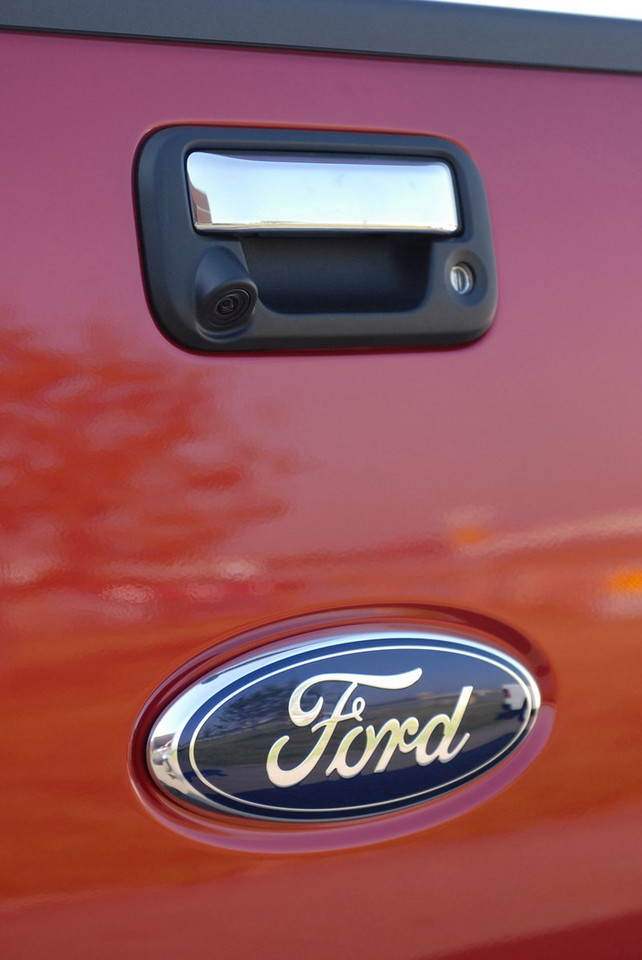 Ford F-150 na rok modelowy 2008 (wideo)