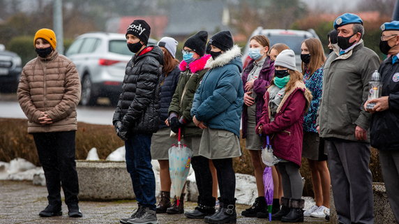 Uroczystość w Drawsku Pomorskim. 4 marca odbyły się uroczystości związane z 75. rocznicą zakończenia walk o Ziemię Drawską. Tym samym upamiętniono poległych na tych terenach żołnierzy