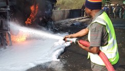Loaded tanker burnt on Lagos-Benin Road
