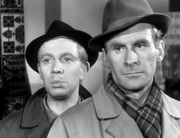 pierwszy polski serial kryminalny. wyreżyserował go autor kultowych ko