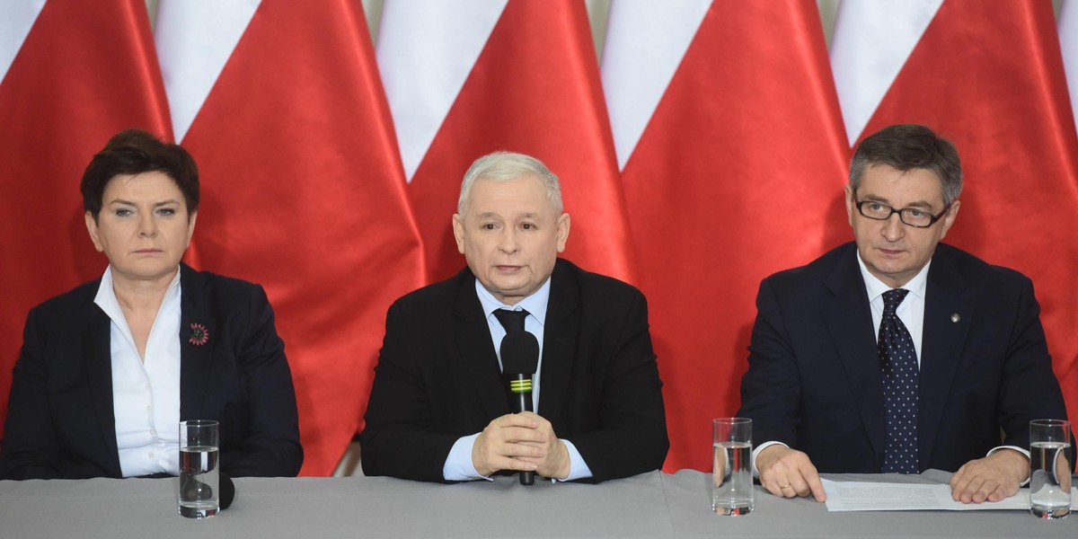 Wymowne wyniki sondażu. Tak Polacy ocenili działania PiS ws. Tuska