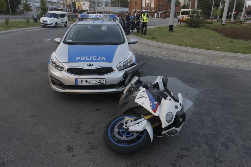 Kolizją zakończył się policyjny pościg za motocyklistą piratem