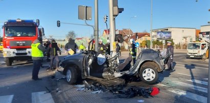 Tragiczny wypadek w Gdyni. Trzy osoby nie żyją. Zginął m.in. znany raper