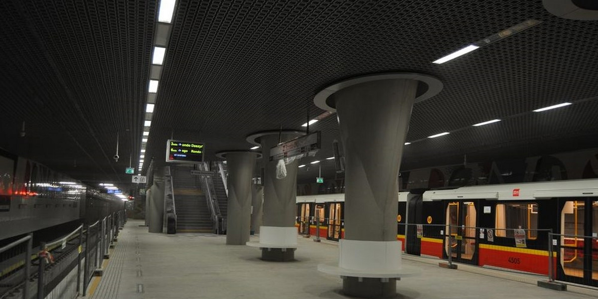 Otwierają metro