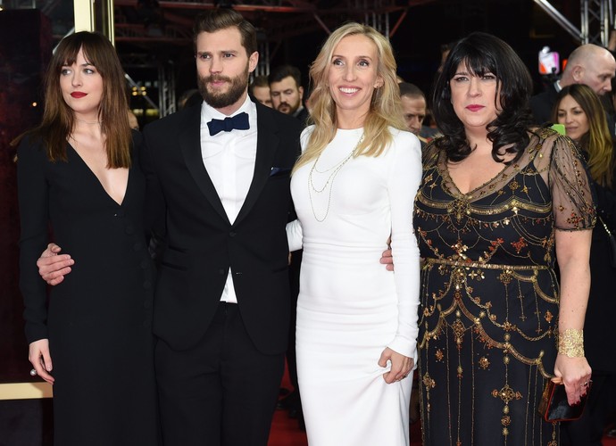 Dakota Johnson, Jamie Dornan, Sam Taylor-Johnson i E.L. James