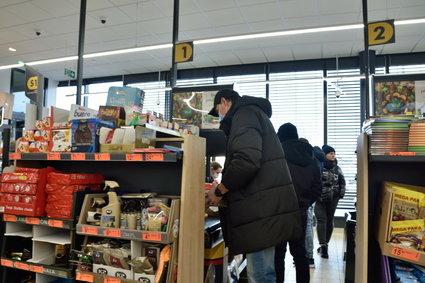 Zbyt długo czekasz w kolejce do kasy? W tym sklepie dostaniesz rekompensatę