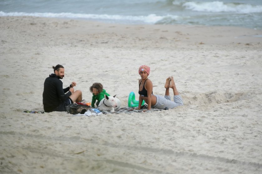 Ola Szwed na plaży