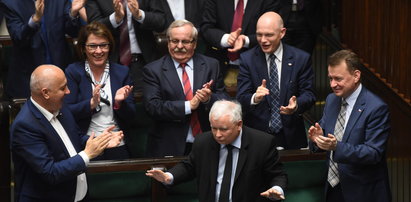 Kto powinien zostać następcą Kaczyńskiego? Polacy wskazali faworyta