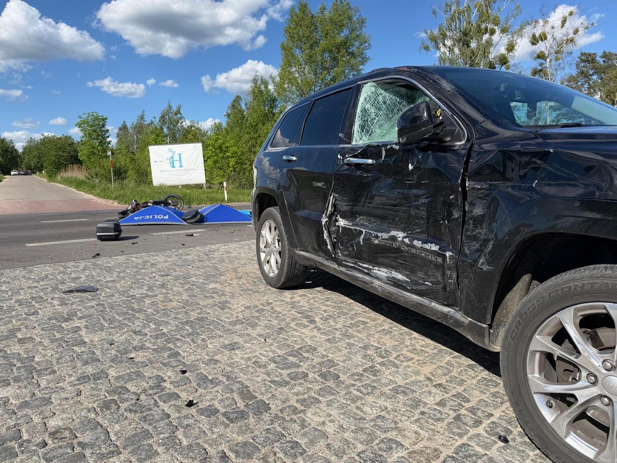 Piaskiem przysypano miejsce tragedii. Śmiertelny wypadek w Grabówce